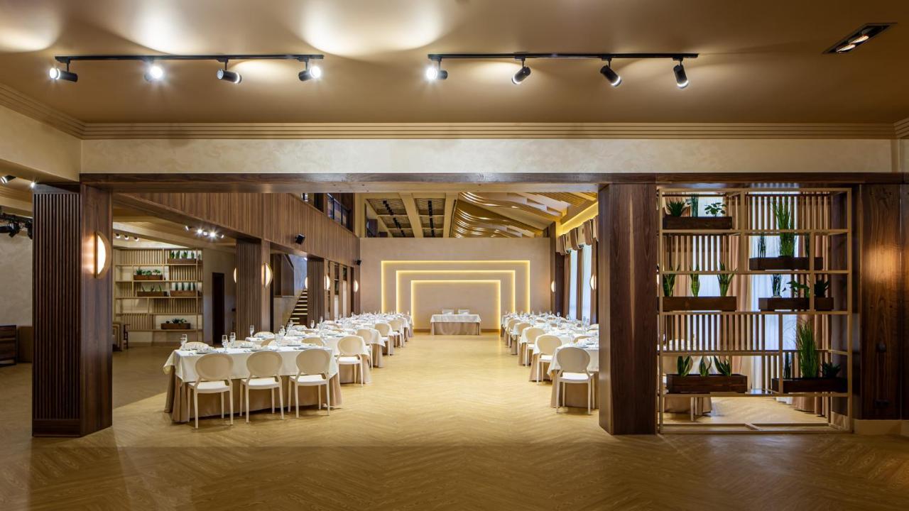 Nebos Hotel & Restaurant Ивано-Франковск Экстерьер фото