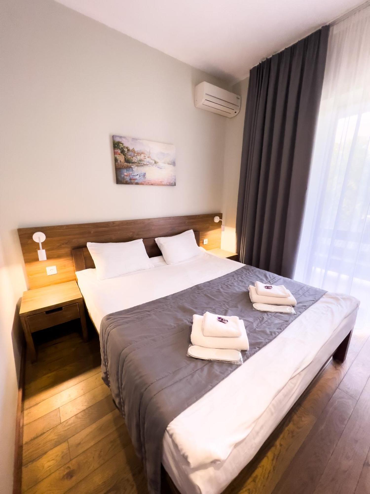 Nebos Hotel & Restaurant Ивано-Франковск Экстерьер фото