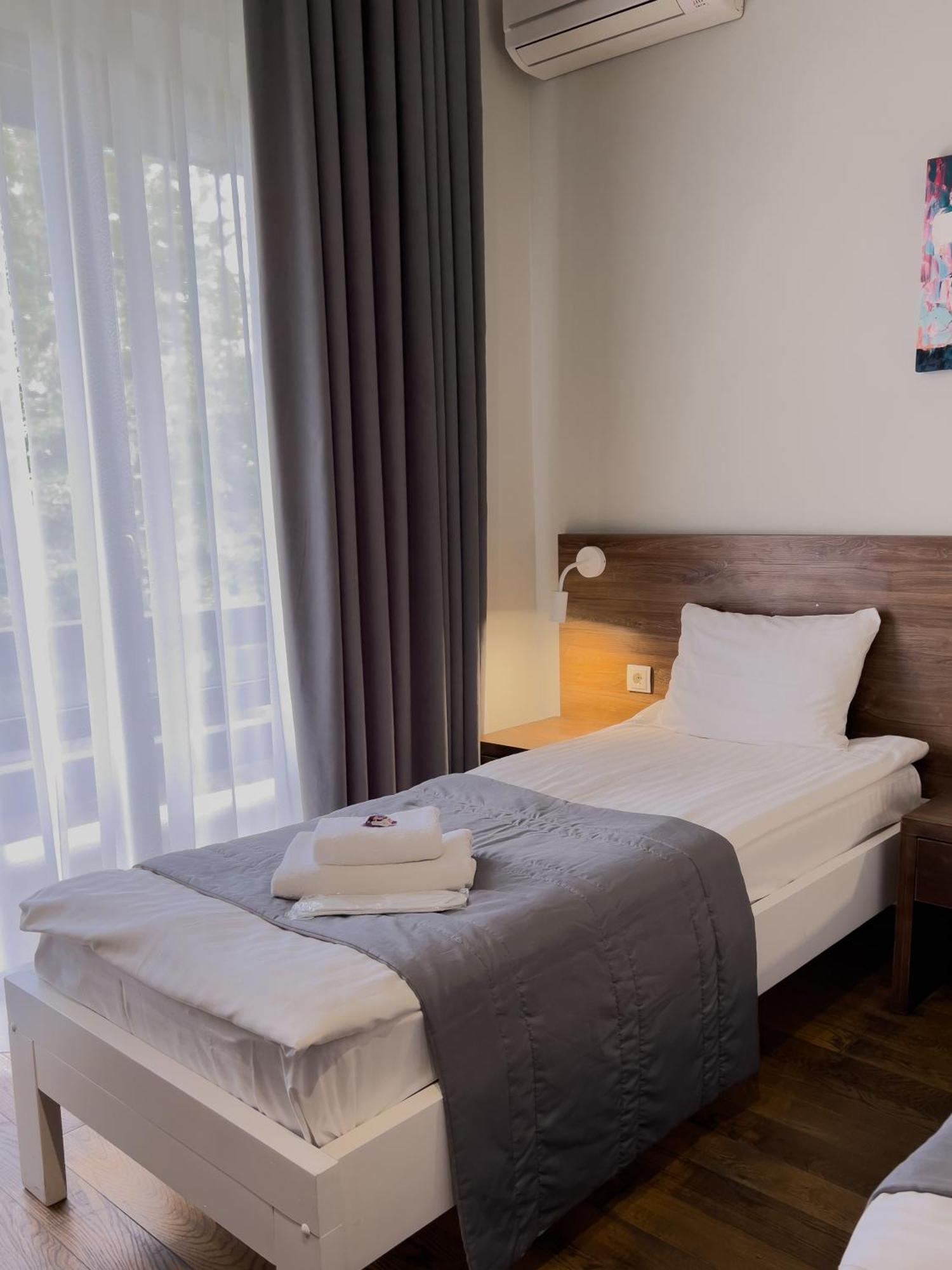 Nebos Hotel & Restaurant Ивано-Франковск Экстерьер фото